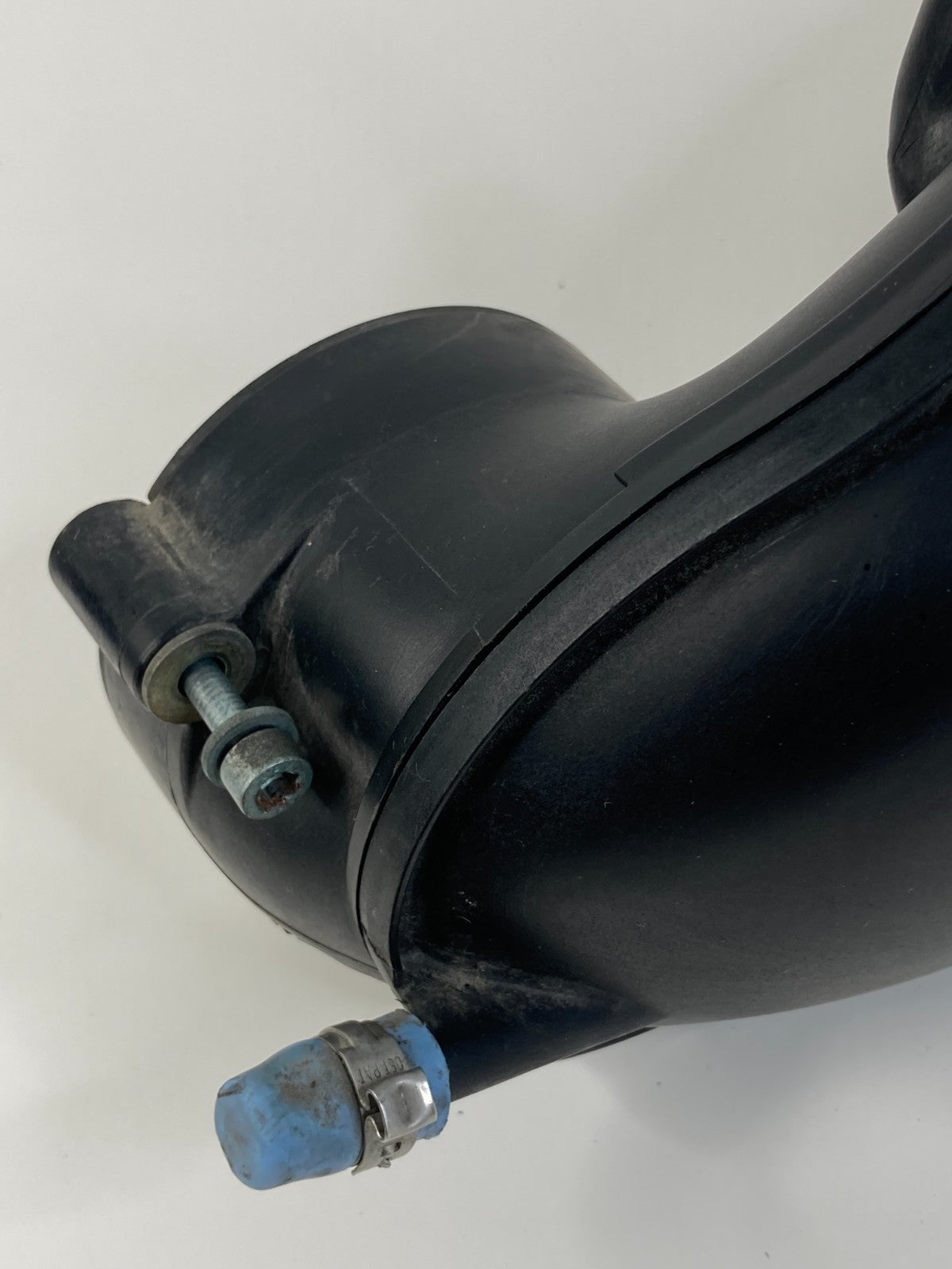 2002-2004 Audi A6 Quattro 3.0L V6 Automatic Air Intake Hose Duct Tube Assy OEM