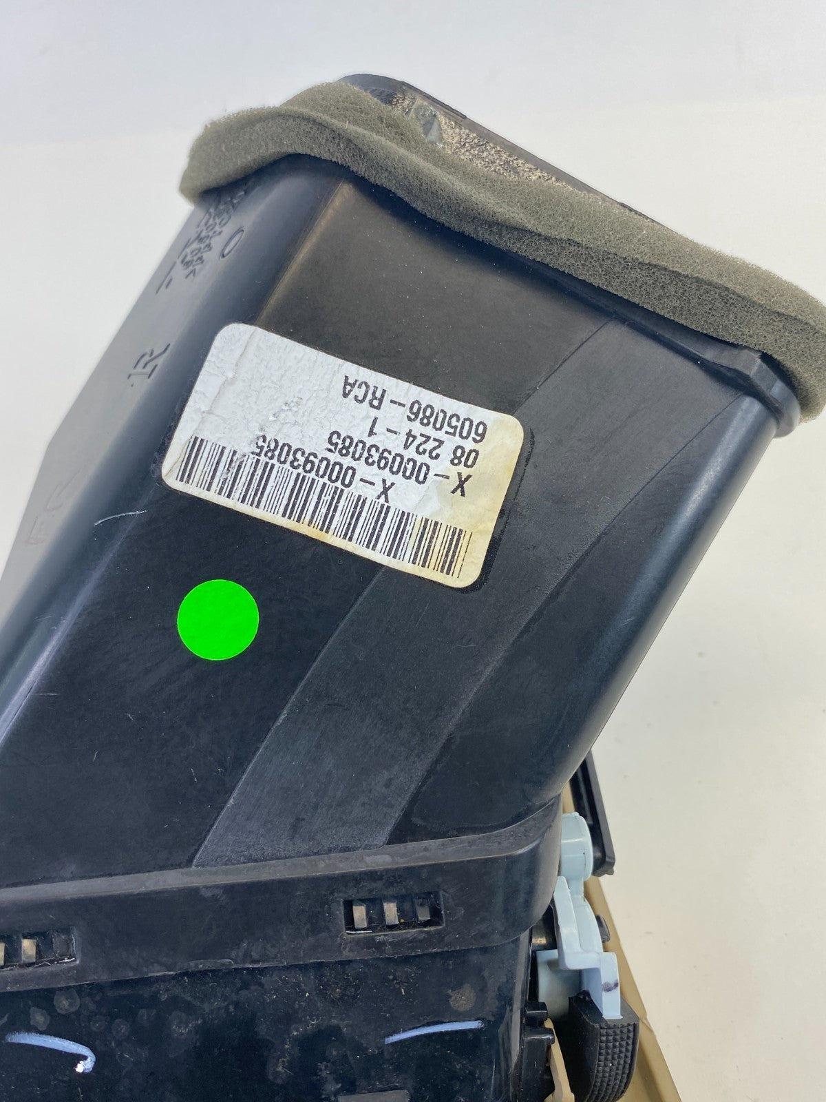 2008-2014 Cadillac CTS Dash Right Passenger Side AC Air Vent Grille 605086 OEM