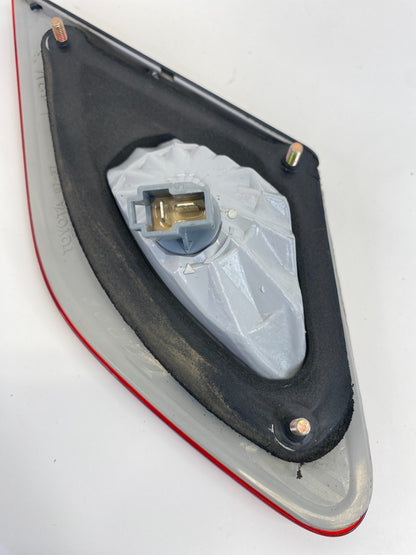 2003 2004 Toyota Avalon Left Driver Inner Trunk Lid Tail Light Taillight OEM