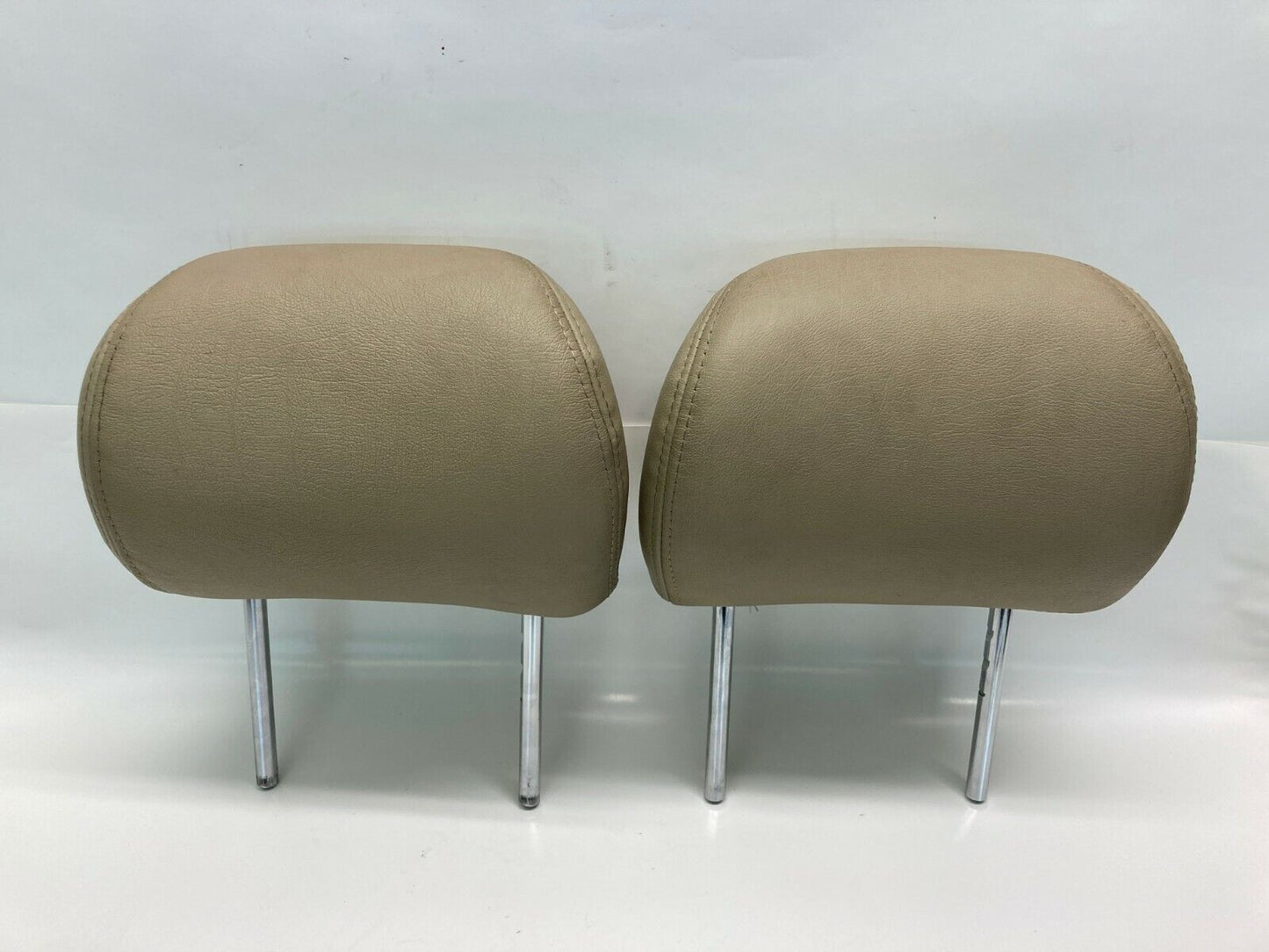 2000- 2004 Toyota Avalon Front Left & Right Seat Headrest Head Rest SET Leather