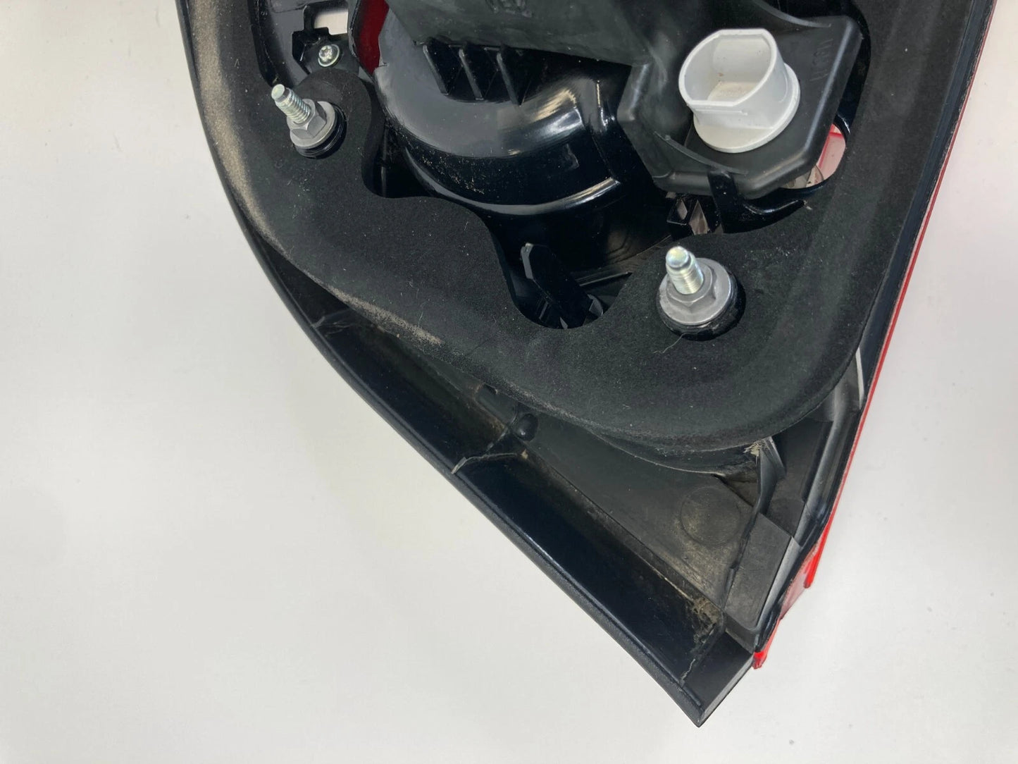 2009 2010 BMW 535I XDRIVE SEDAN LEFT DRIVER SIDE TAILLIGHT TAIL LAMP 19528501