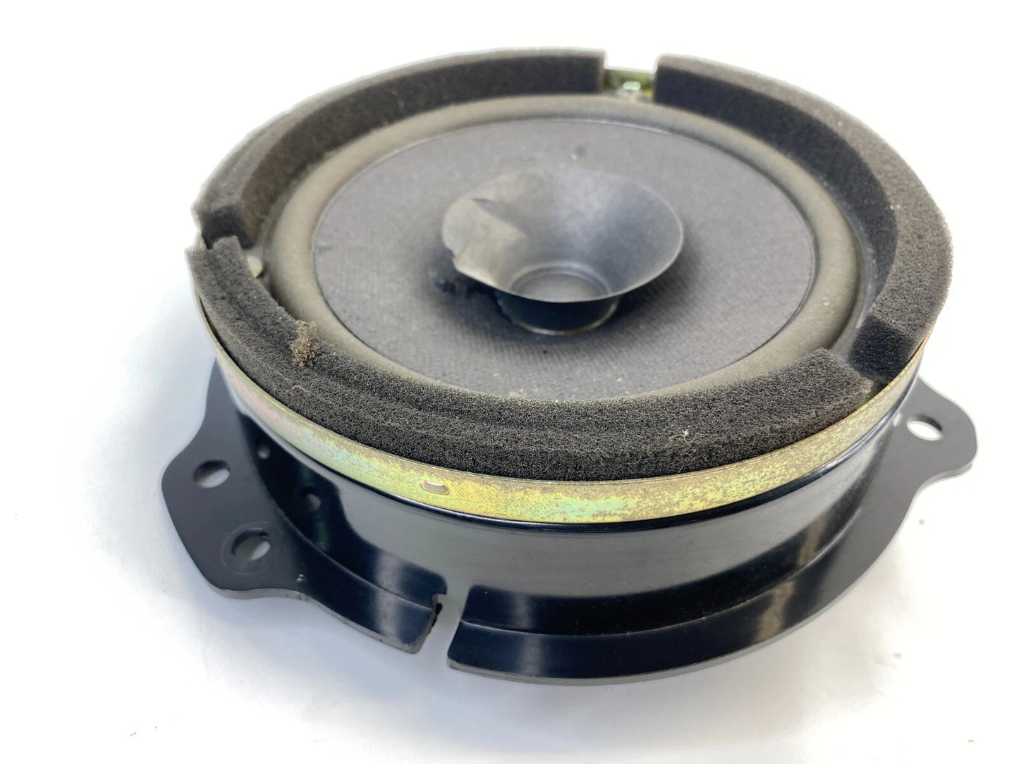 2001-2005 SUZUKI GRAND VITARA FRONT RIGHT PASSENGER DOOR SPEAKER 39350-60G00 OEM