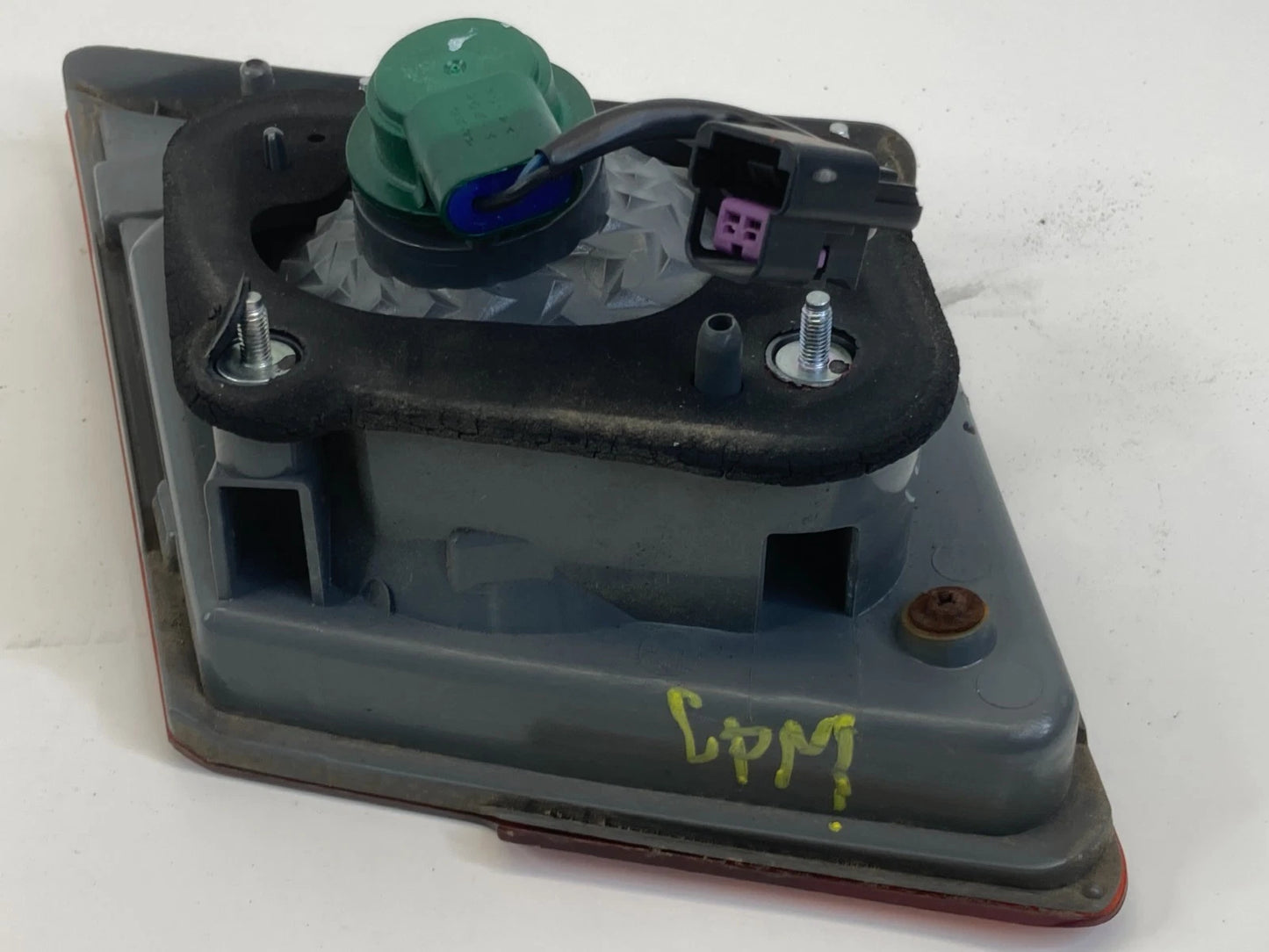 2011-2016 CHEVROLET CHEVY CRUZE LEFT TRUNK TAIL LIGHT INNER TAILLIGHT LAMP