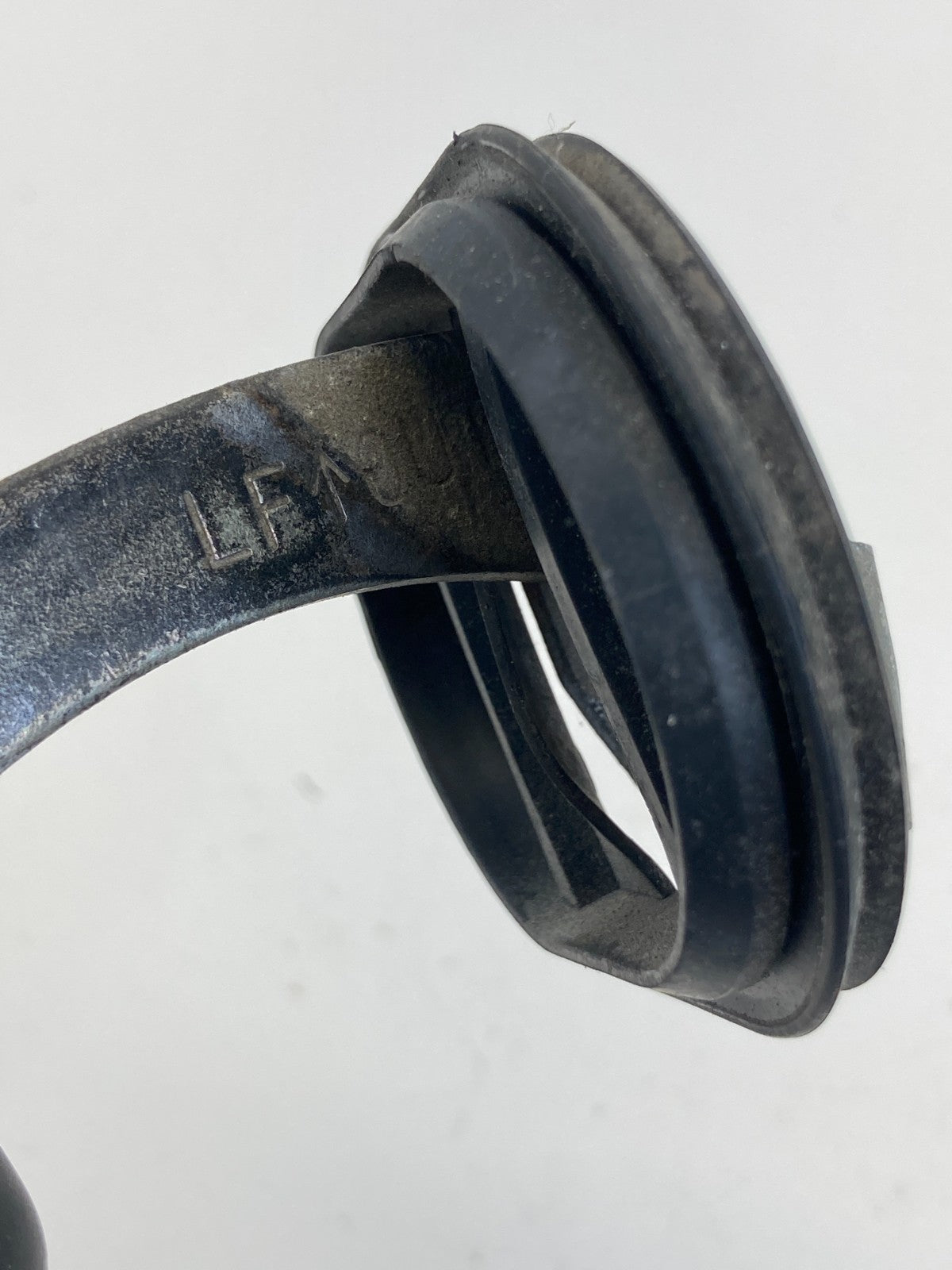 2005-2009 Chevrolet Trailblazer Front Left Door Check Strap Stopper Hinge