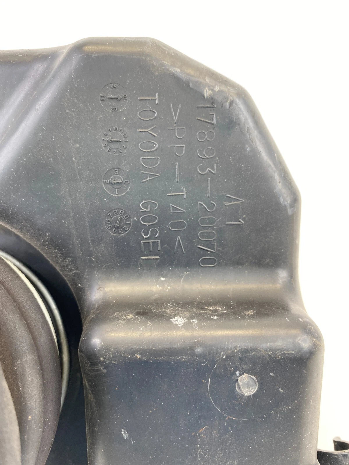 02 03 LEXUS ES300 04-06 ES330 AIR INTAKE RESONATOR BOX DUCT TUBE 17893-20070 OEM