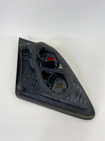2002-2003 LEXUS ES300 REAR RIGHT PASSENGER SIDE INNER TAIL LIGHT LAMP OEM