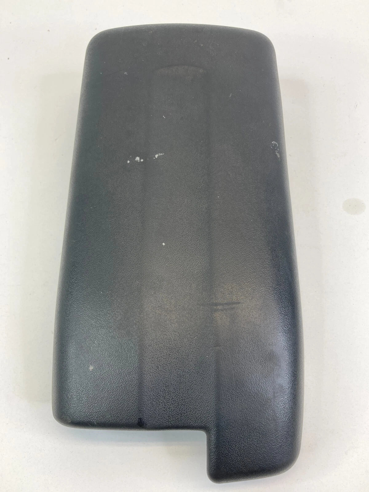 04-12 MITSUBISHI GALANT CENTER CONSOLE ARMREST ARM REST COVER LID MR590268 OEM