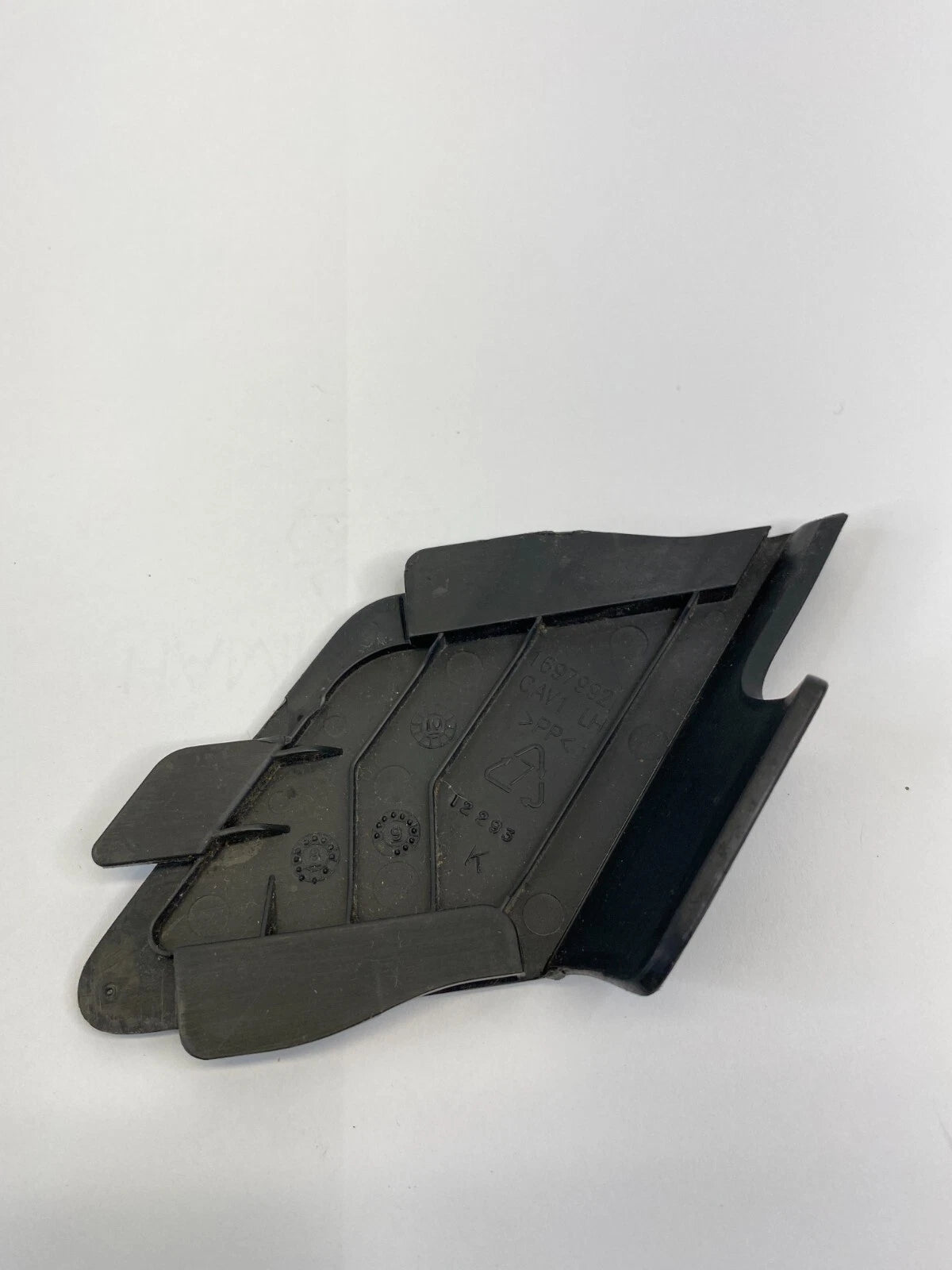2009-2012 CHEVROLET TRAVERSE FRONT LEFT INNER COVER TRIM BEZEL PANEL 1697992 OEM