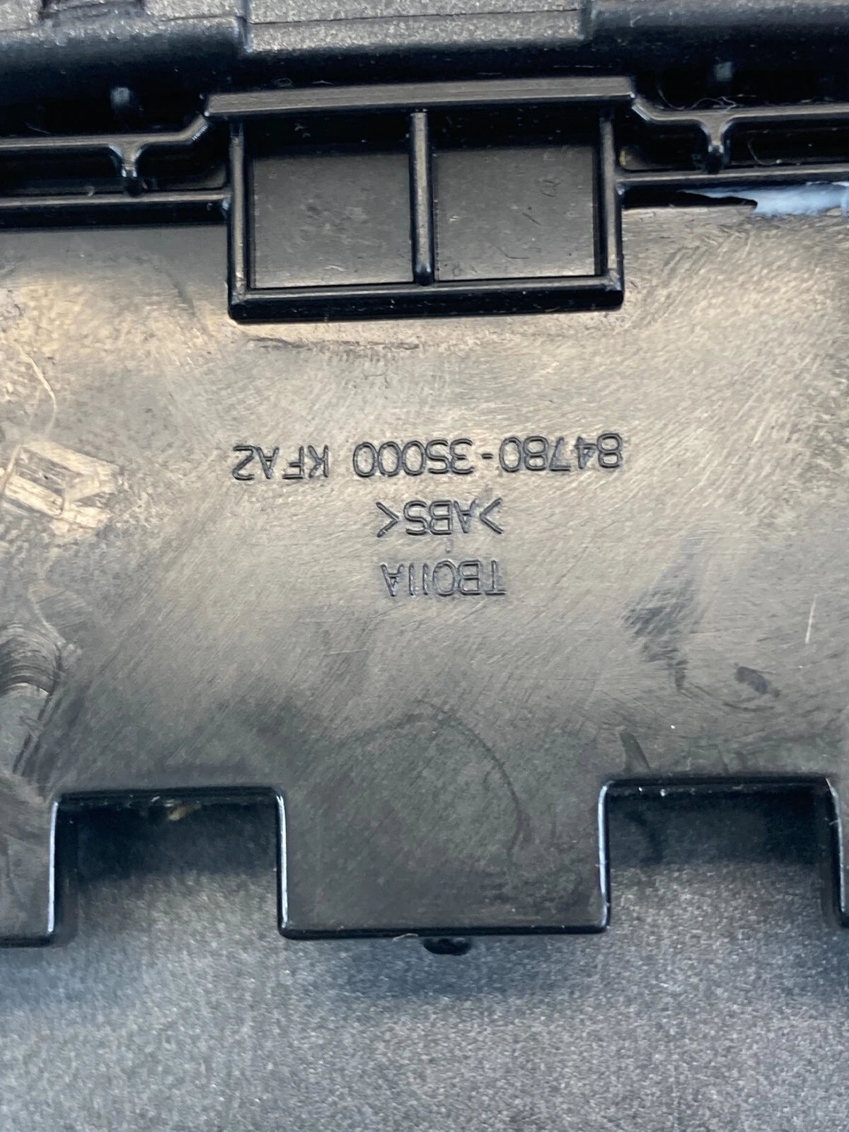 11-14 HYUNDAI SONATA CENTER CONSOLE STORAGE COMPARTMENT TRAY 84780-38000 OEM