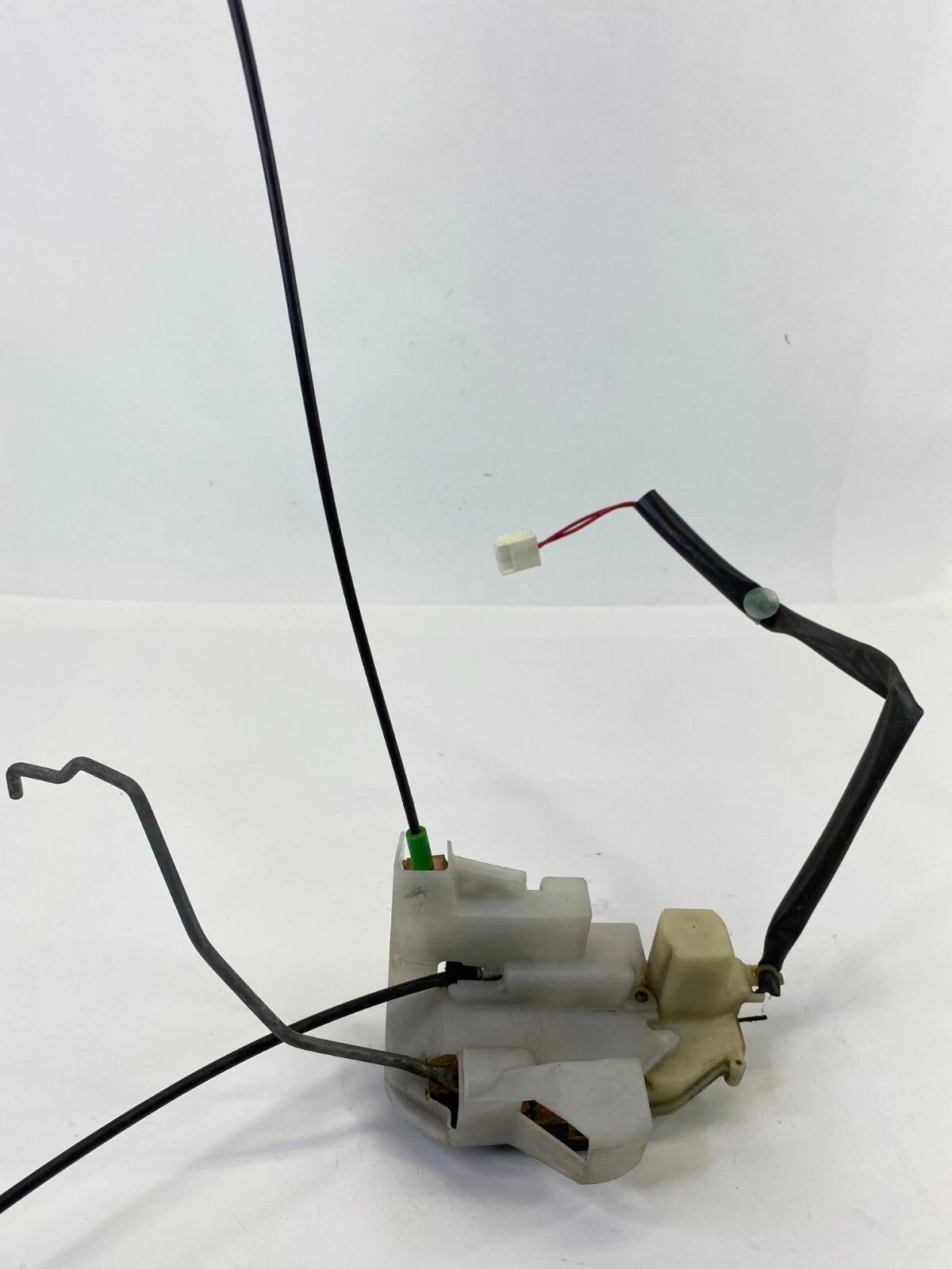 OEM 2004 2005 2006 MAZDA MPV FRONT RIGHT PASSENGER SIDE DOOR LOCK LATCH ACTUATOR