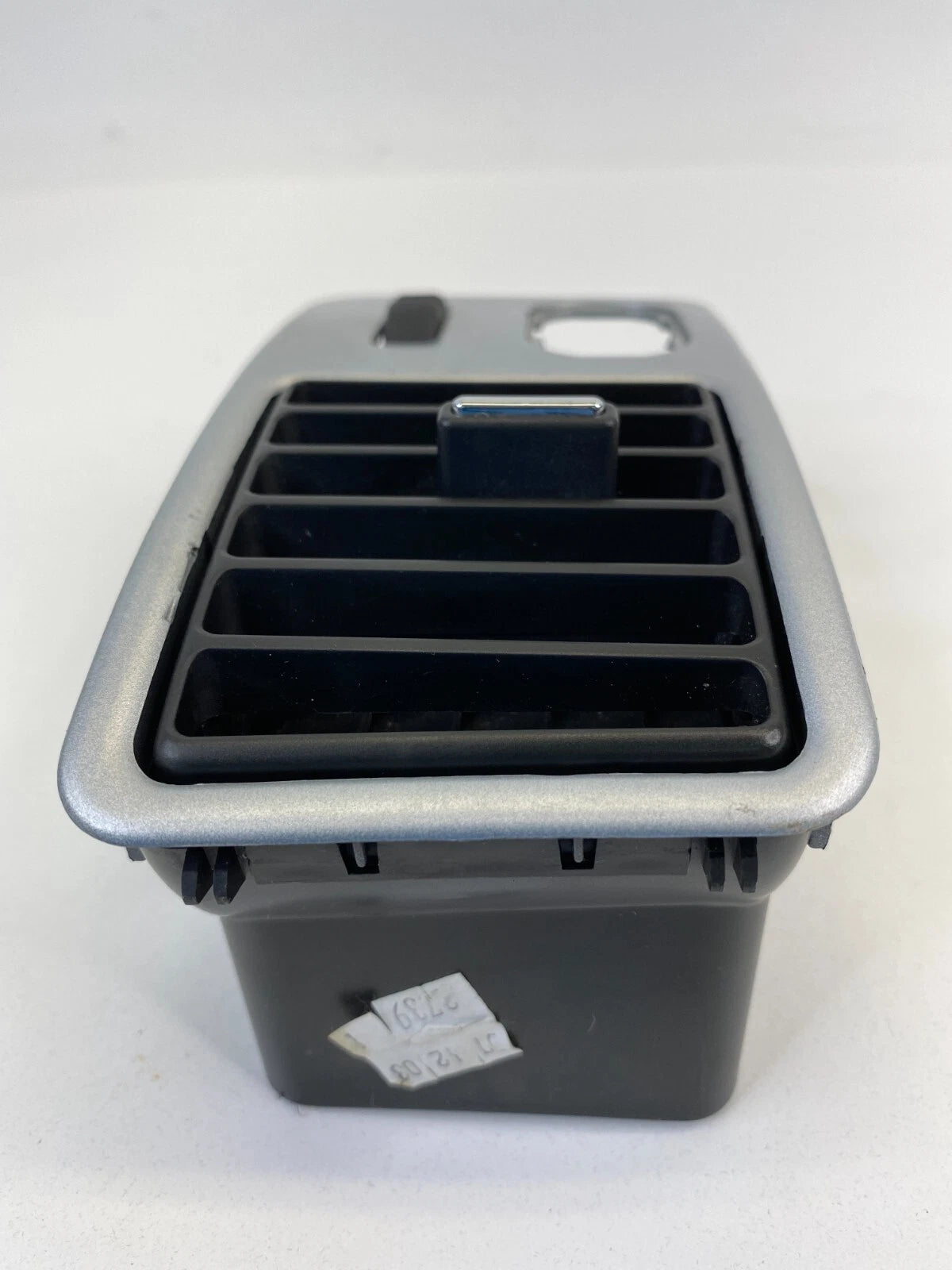 07-09 PONTIAC TORRENT FRONT LEFT SIDE A/C DASH AIR VENT GRILLE OUTLET 15264994