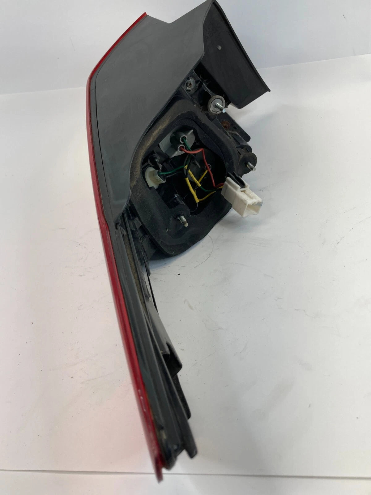 2012 2013 KIA OPTIMA REAR RIGHT PASSENGER OUTER TAIL LIGHT LAMP 92402-4C000 OEM