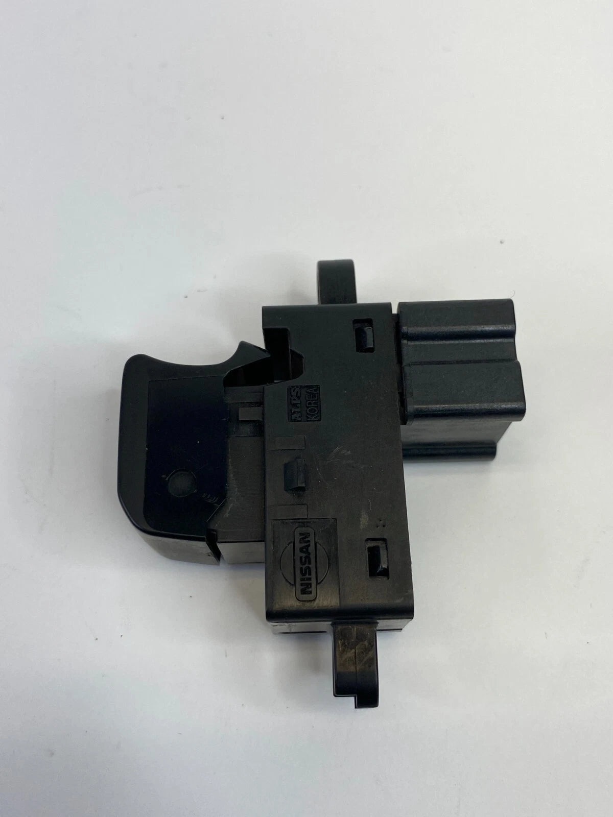 2005-2015 NISSAN XTERRA REAR LEFT SIDE DOOR WINDOW CONTROL SWITCH 25411-EA003