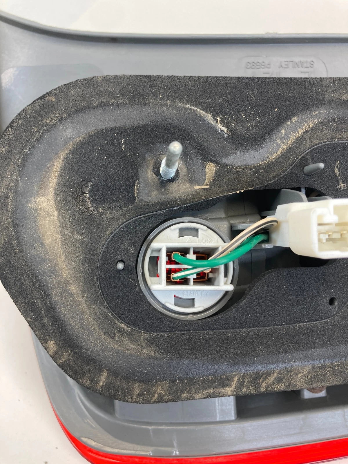 2008-2010 SCION XB REAR LEFT DRIVER TAIL LIGHT TAILLIGHT LAMP OEM