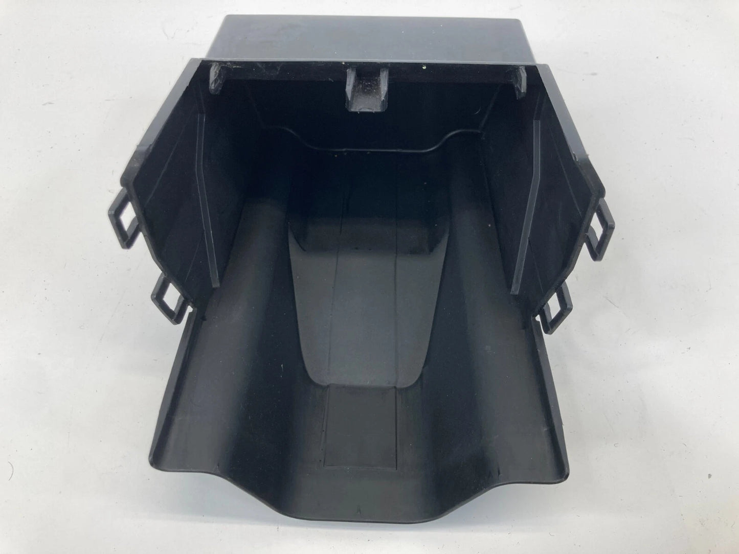 2003-2008 INFINITI FX35 3.5L V6 ENGINE COMPARTMENT FUSE BOX LID COVER ASSY OEM