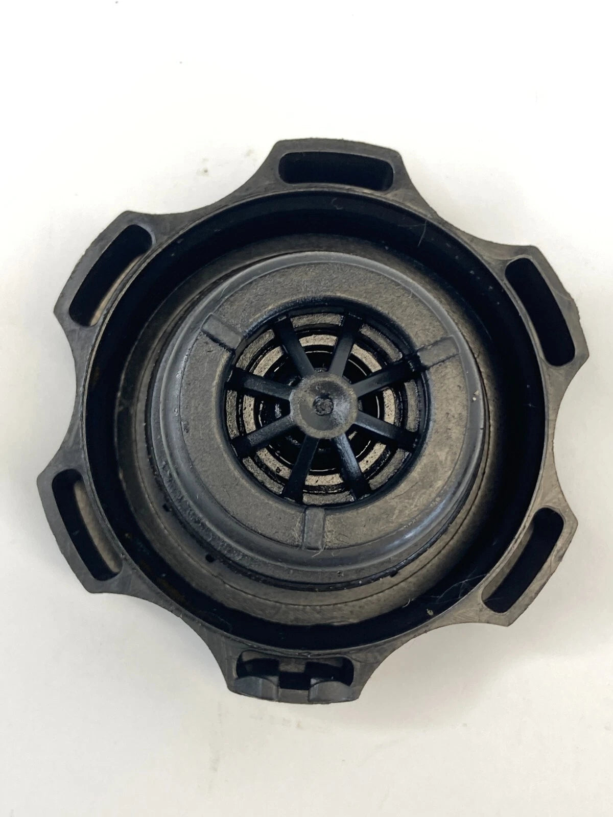 2011-2016 CHEVROLET CHEVY CRUZE RADIATOR COOLANT RESERVOIR TANK CAP COVER
