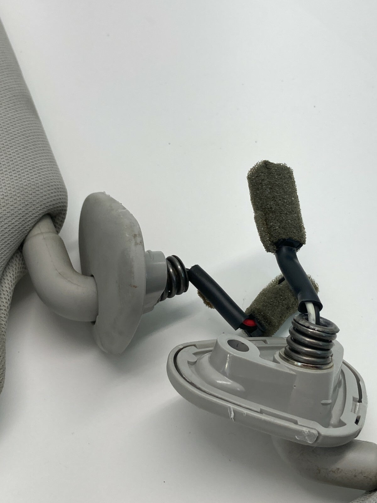 2010-2014 Subaru Outback Legacy Sunvisor Sun Visor t Set Left & Right w/ Clips