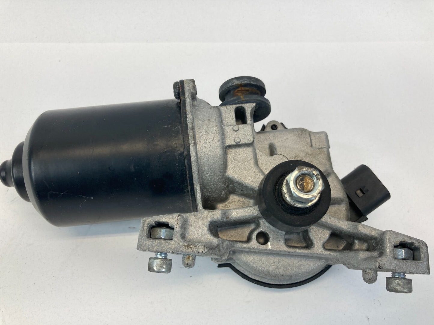 2006-2011 Kia Rio5 Rio Front Windshield Wiper Motor 98110-1G000 OEM
