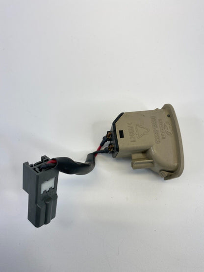 07 08 09 Hyundai Santa Fe Fuel Gas Door Release Opener Switch 93555-2B000 OEM