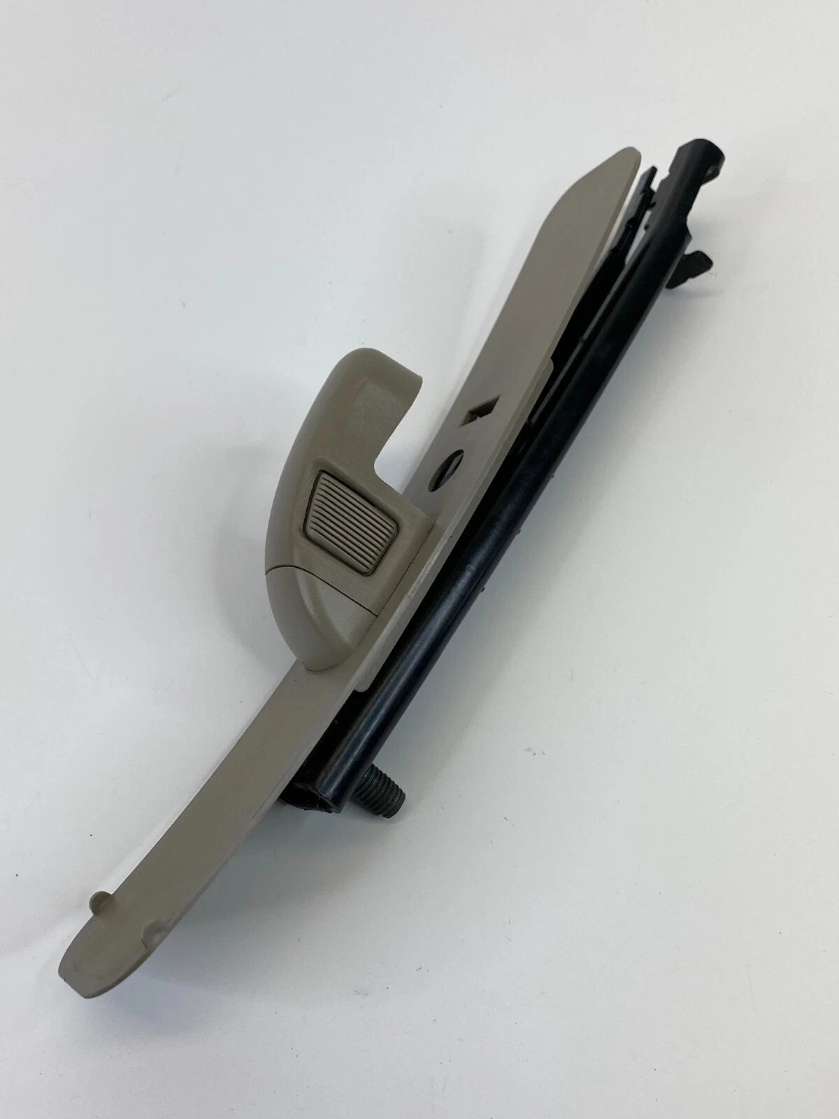 2006-2010 FORD EXPLORER FRONT LEFT DRIVER SIDE SEAT BELT ADJUSTER HEIGHT OEM