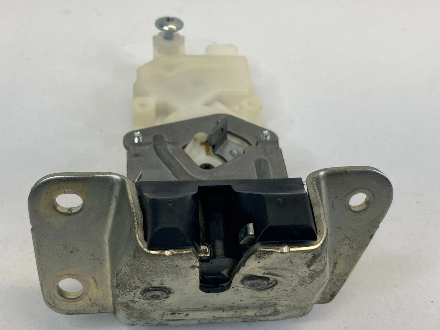 07 08 09 11 12 13 MITSUBISHI OUTLANDER REAR TRUNK LOCK LATCH ACTUATOR OEM