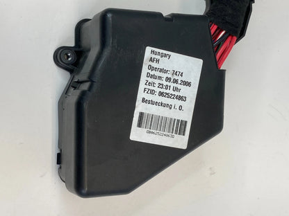 1998-2004 AUDI A6 QUATTRO 3.2L AT FRONT LEFT INTERIOR FUSE RELAY BOX ASSY OEM