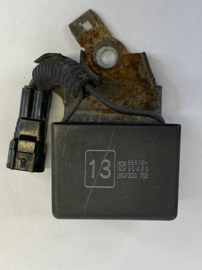 2007-2011 LEXUS GS350 A/C AIR CONDENSER RELAY MODULE UNIT 86516-30460 OEM
