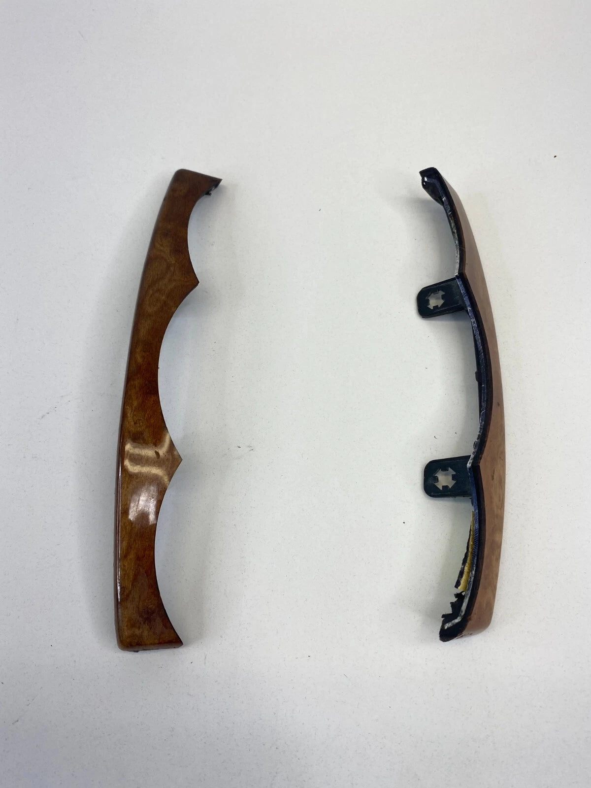 06-12 MERCEDES-BENZ R350 CENTER CONSOLE CUP HOLDER FRAME COVER TRIM A2516801434