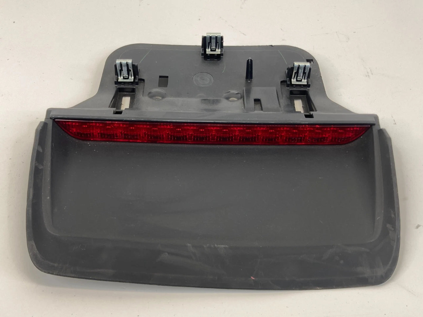 2013-2016 Dodge Dart 3rd Third Brake Stop Light Lamp High Mount 68081398AC OEM