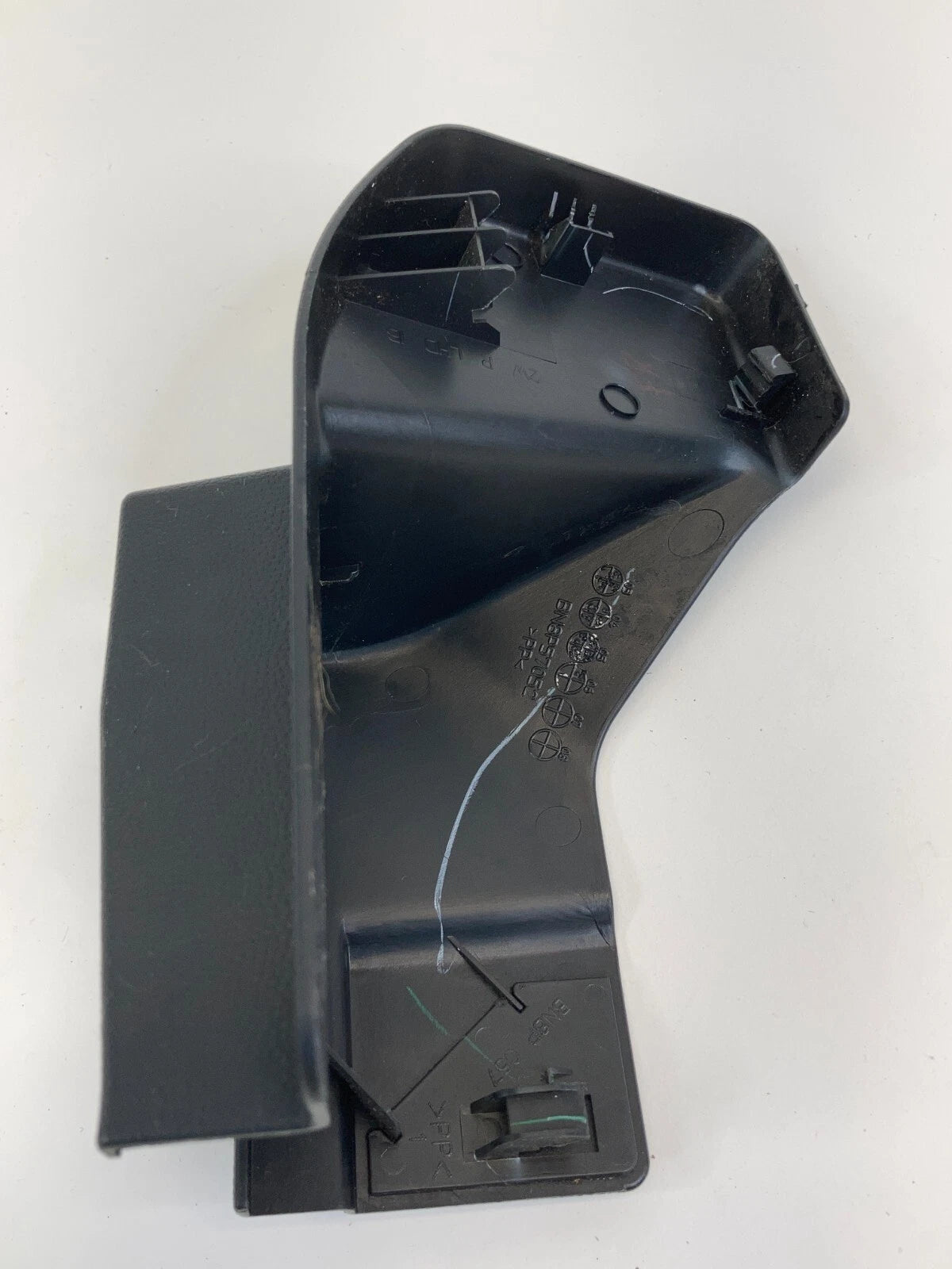 2004-2009 MAZDA 3 MAZDA3 FRONT RIGHT SEAT REAR RIGHT RAIL CAP COVER BN8P-57-052