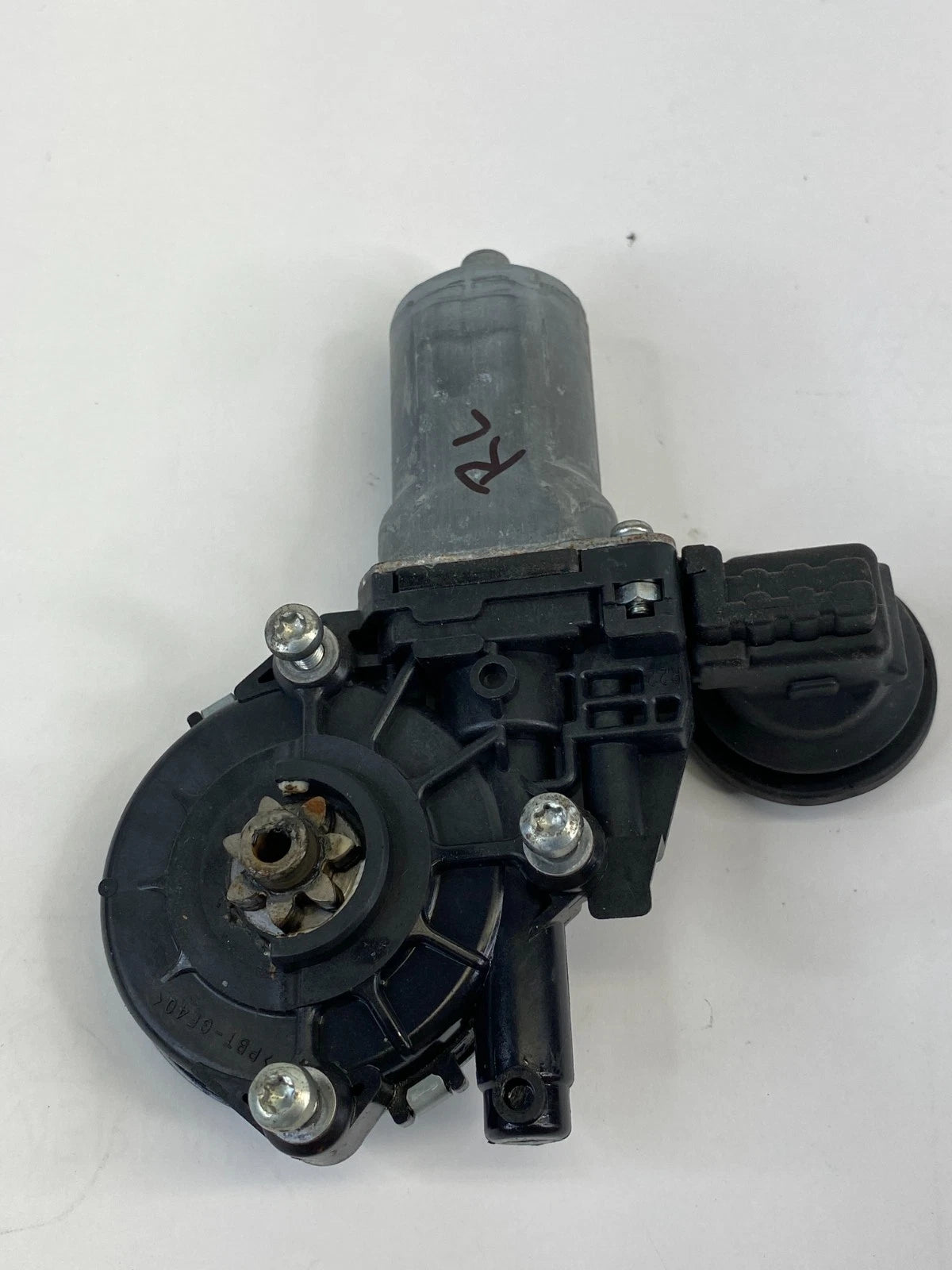 2003-2013 TOYOTA MATRIX REAR LEFT SIDE DOOR POWER WINDOW MOTOR 85710-AE010 OEM