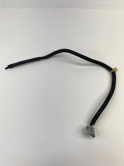 96-98 HONDA CIVIC SDAN LEFT TAIL LIGHT TAILLIGHT WIRE CONNECTOR PIGTAIL HARNESS