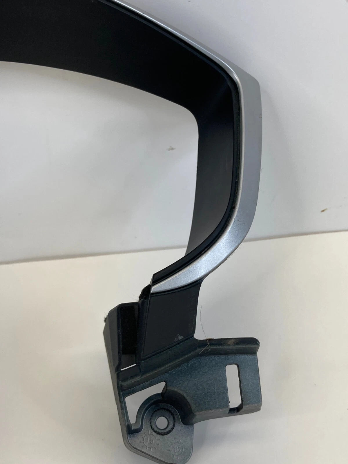 2013-2016 FORD FUSION SPEEDOMETER INSTRUMENT CLUSTER BEZEL TRIM DS73-F044D70-AH
