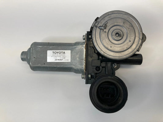 2003-2008 TOYOTA COROLLA FRONT RIGHT PASSENGER SIDE DOOR WINDOW MOTOR 85710AA050