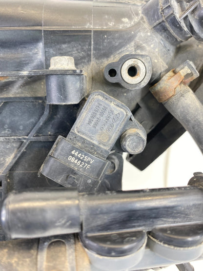 2013-2018 HYUNDAI SANTA FE 3.3L V6 UPPER AIR INTAKE MANIFOLD PLENUM OEM