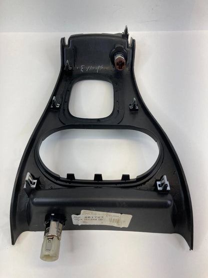 05-10 CHEVROLET COBALT A/T CONSOLE SHIFTER TRIM BEZEL W/ POWER OUTLET 15212350