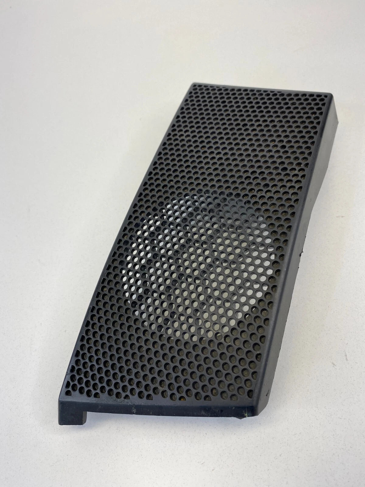 04-12 MITSUBISHI GALANT FRONT LEFT DRIVER SIDE DASH SPEAKER GRILLE MR590279 OEM
