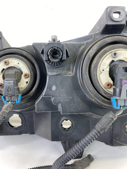 2005-2010 CHRYSLER 300 RIGHT PASSENGER SIDE HEADLIGHT HEADLAMP HALOGEN OEM