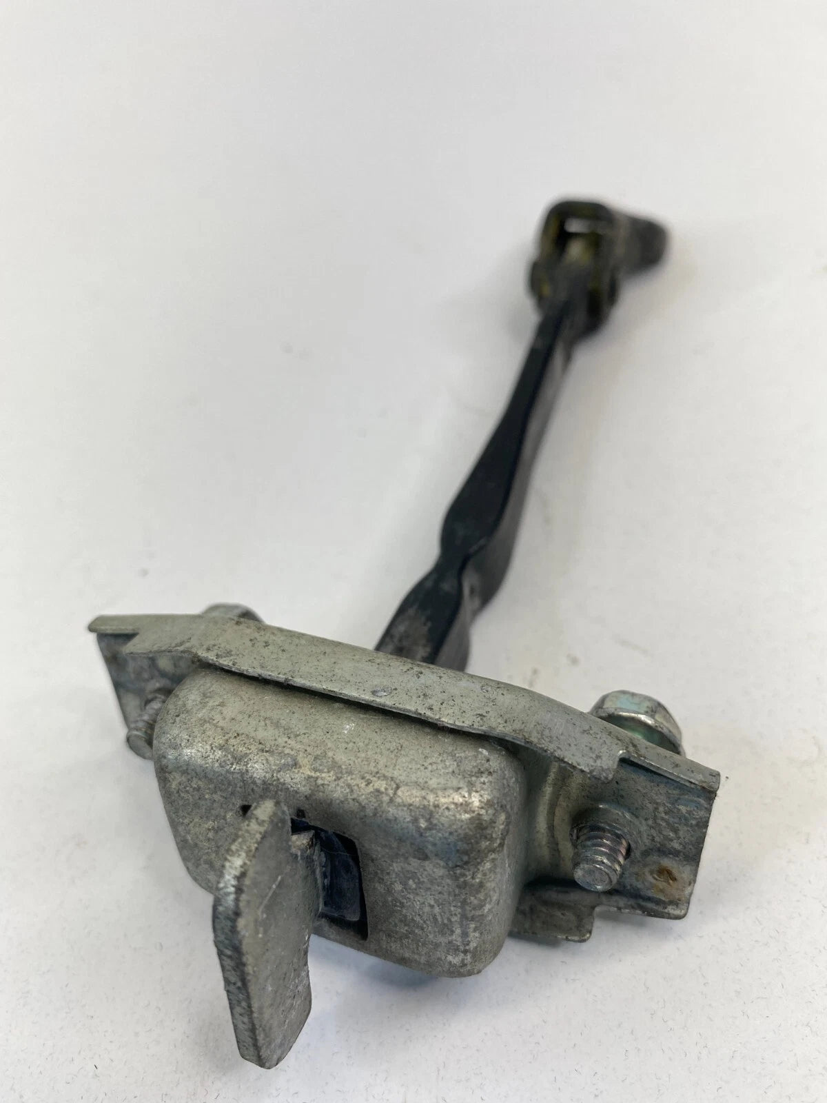 2009-2013 TOYOTA MATRIX REAR RIGHT BACK SIDE DOOR CHECK STOP STRAP STOPPER RR RH