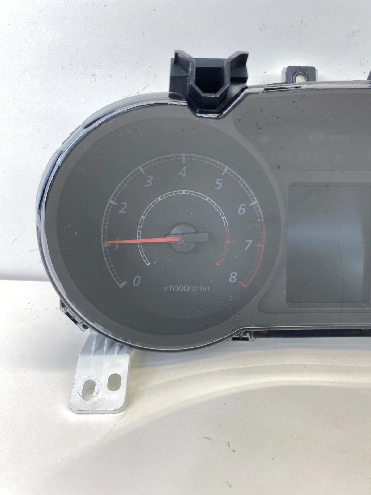 2012 MITSUBISHI OUTLANDER SE SPEEDOMETER CLUSTER GAUGES 131K MILES 8100B804 OEM