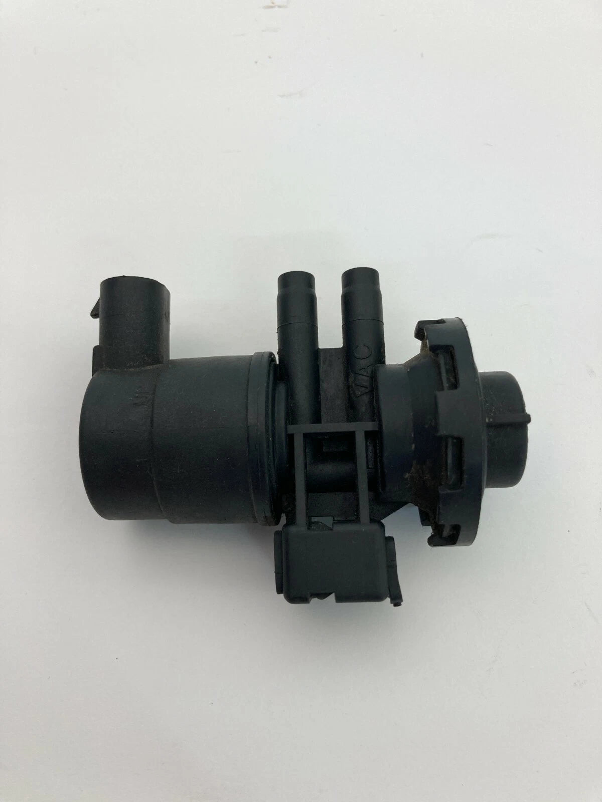 1994-2003 DODGE DAKOTA VACUUM SOLENOID FUEL VAPOR CANISTER PURGE VALVE 4869475AB
