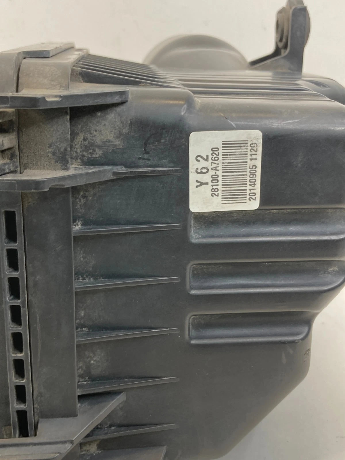 2014-2016 Kia Forte 1.8L Air Intake Cleaner Filter Box Assembly 28100-A7620 OEM