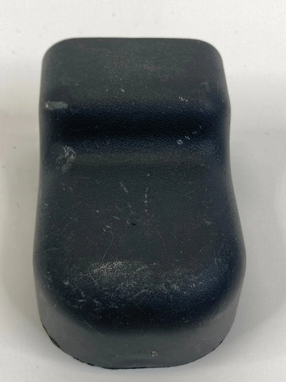 2009 2010 HYUNDAI ELANTRA SEDAN FRONT RIGHT SIDE SEAT TRACK COVER TRIM CAP OEM