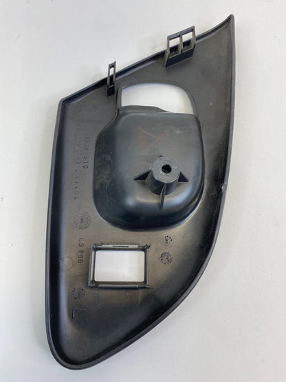 2001-2007 Chevrolet Monte Carlo Front Left Side Inner Door Handle Bezel 10441610