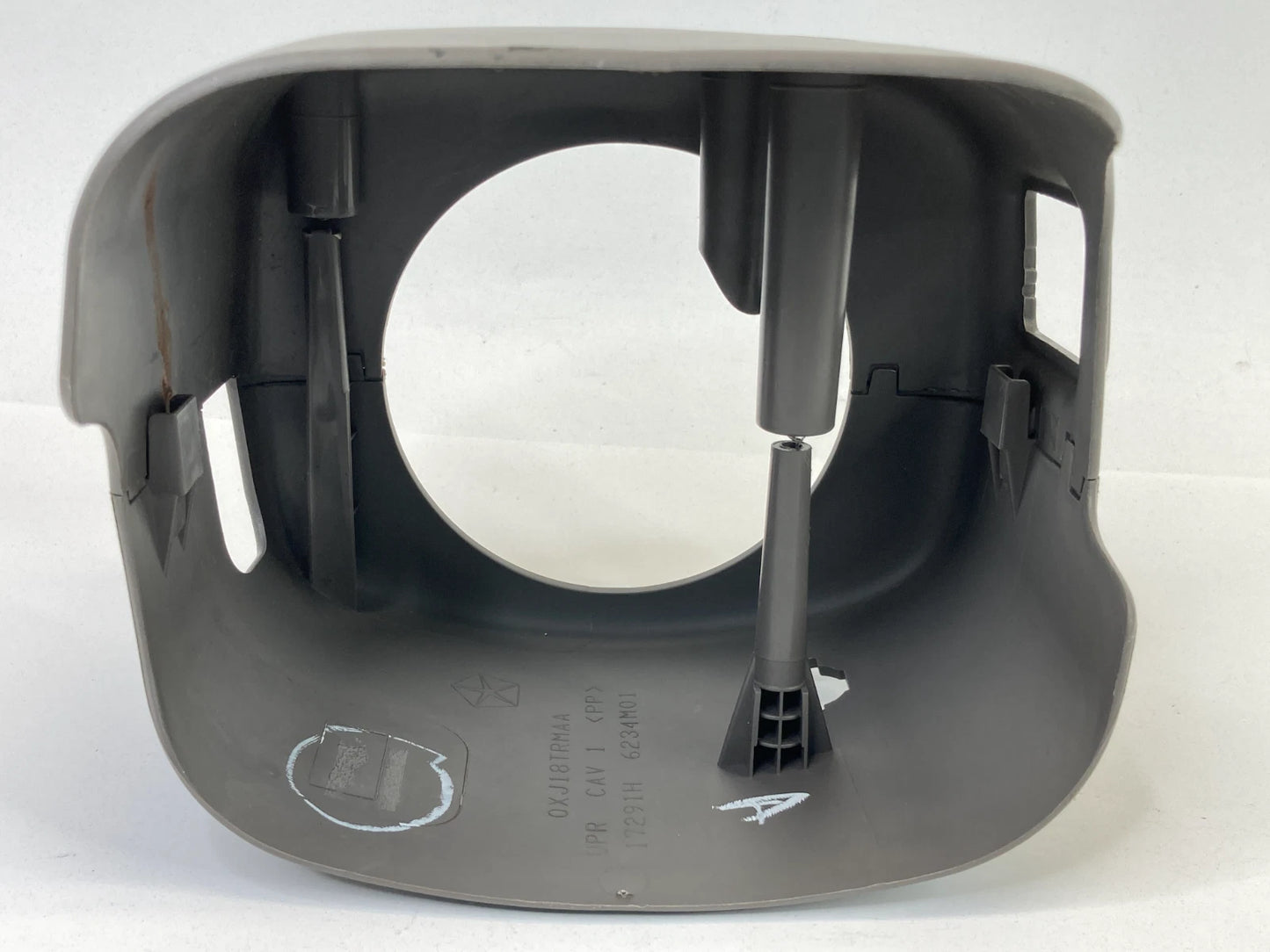 01-03 CHRYSLER TOWN & COUNTRY STEERING COLUMN COVER BEZEL TRIM SHROUD 0XJ18TRMAA
