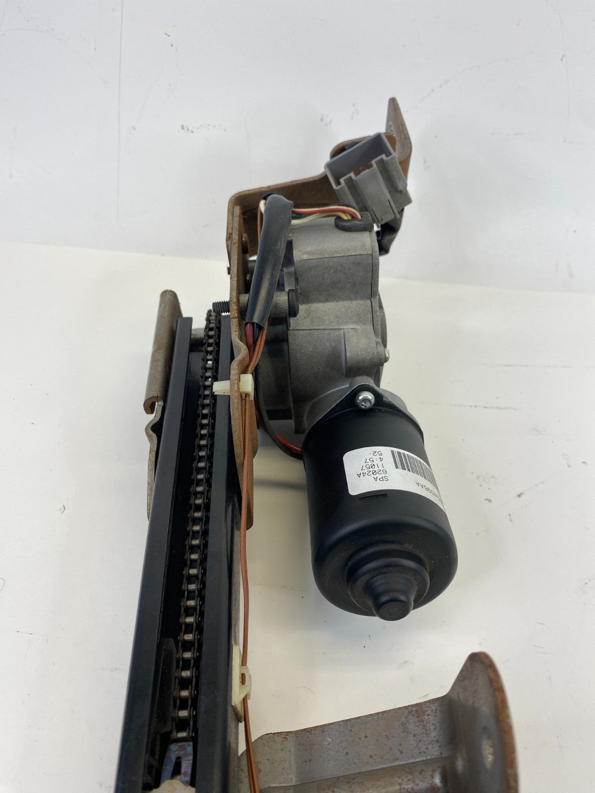 2008-2013 Chrysler Town & Country Rear Power Liftgate Pull Down Motor 16915741