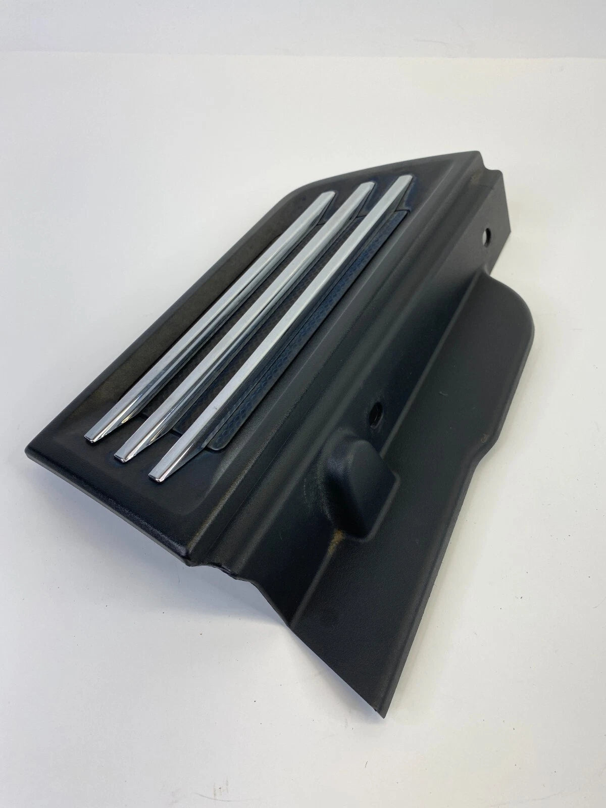 07-11 DODGE NITRO FRONT LEFT EXTERIOR FENDER GRILLE TRIM MOLDING 55157164AC OEM