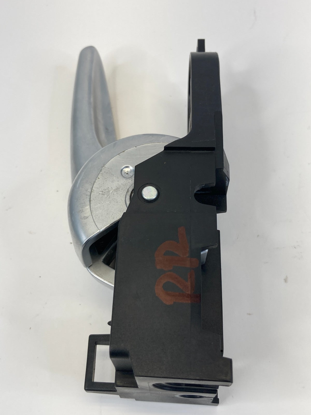 2015-2017 Chrysler 200 Rear Right Side Interior Inner Door Handle Assy 3038087