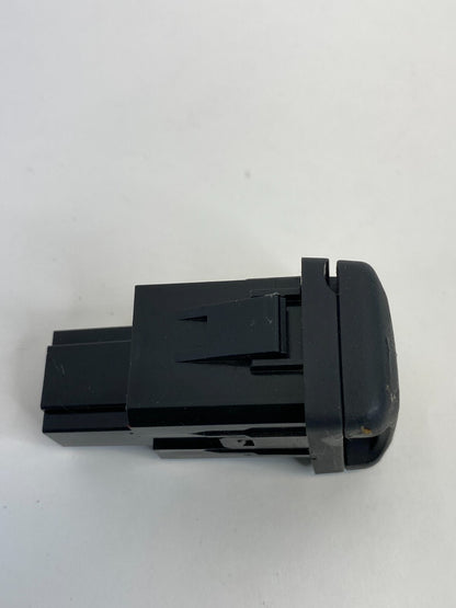 13-22 Acura ILX 09-14 TSX Center Console Audio AUX Auxiliary Outlet Jack Bezel