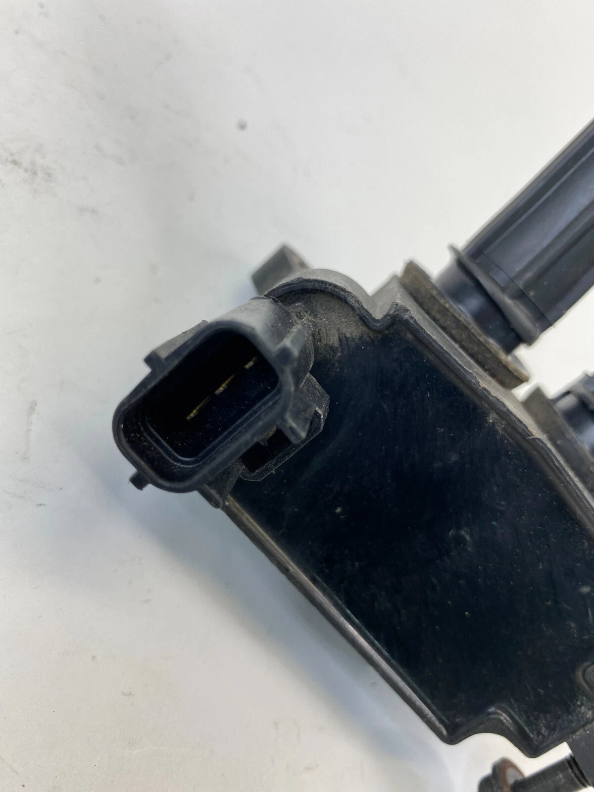 05-23 CHRYSLER 300 5.7L V8 AT ENGINE DIRECT IGNITION COIL IGNITER 56029129AA OEM